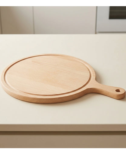 Rawer Round Beech Paddle Cutting Board 38 cm - Lifestyle view
